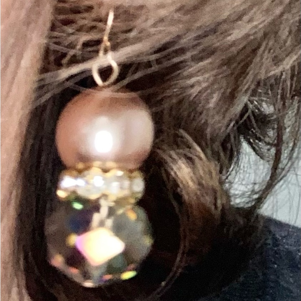 Multiple colored post earrings - Picture 4 of 4